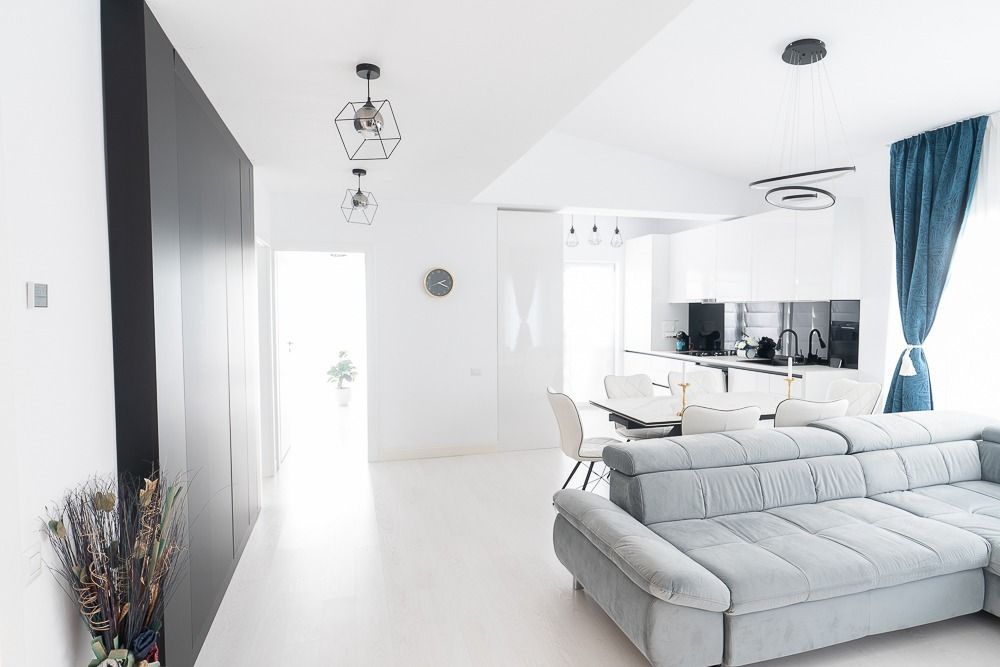 Casa deosebita cu finisaje premium si gradina privata Tunari - Poză 1