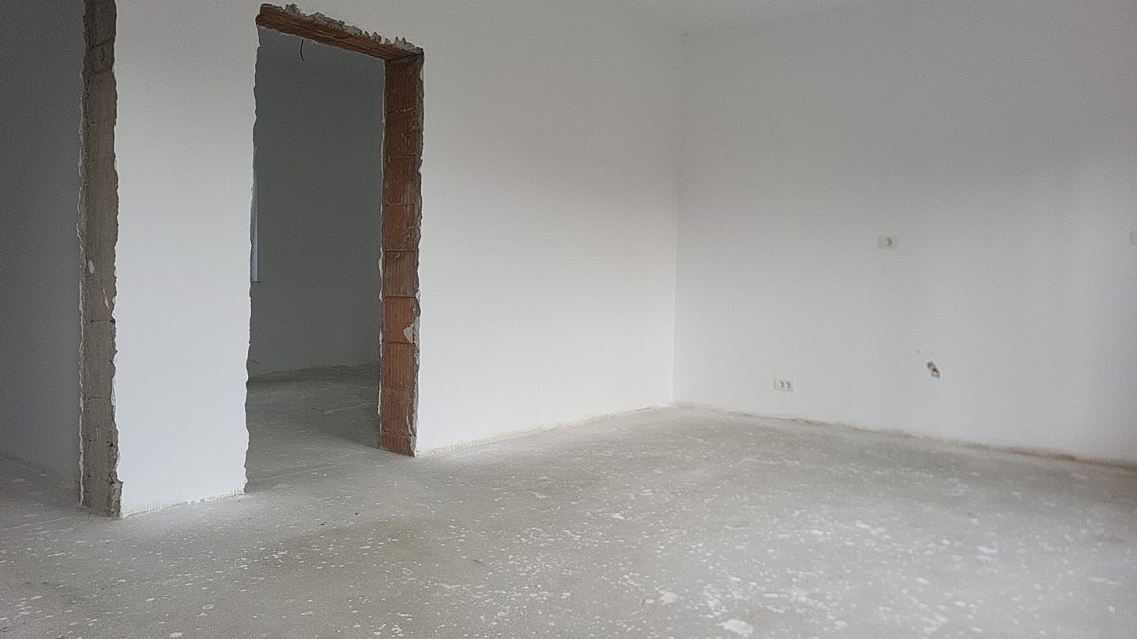 DUPLEX 3 +3  CAMERE , TERASA SI CURTE. - Poză 4