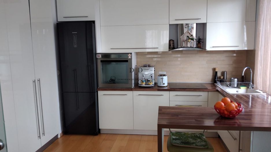 Casa individuala 5 camere, teren 600 mp, 167 mp utili zona Iris - Poză 12