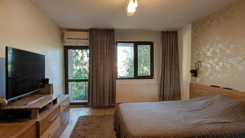 Padurea Cernica - Casa P+1+Pod Inalt, Lot pe Colt 250 Mp, Mobilata - Poză 19