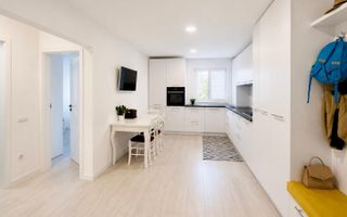 3 camere decomandate, la cheie, etaj intermediar, OMV Mărăști - Poză 2