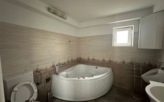 Casă de vânzare în Comuna Băbeni - Poză 9