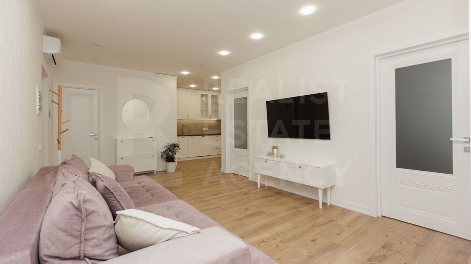 Vânzare, apartament, 2 camere, str. Ioana Radu, Buiucani - Poză 1