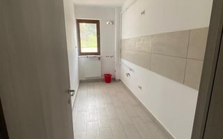 Ap 2 cam  decomandat, Bucium-Visan. 0% comision. Intabulat -66,700 € - Poză 4