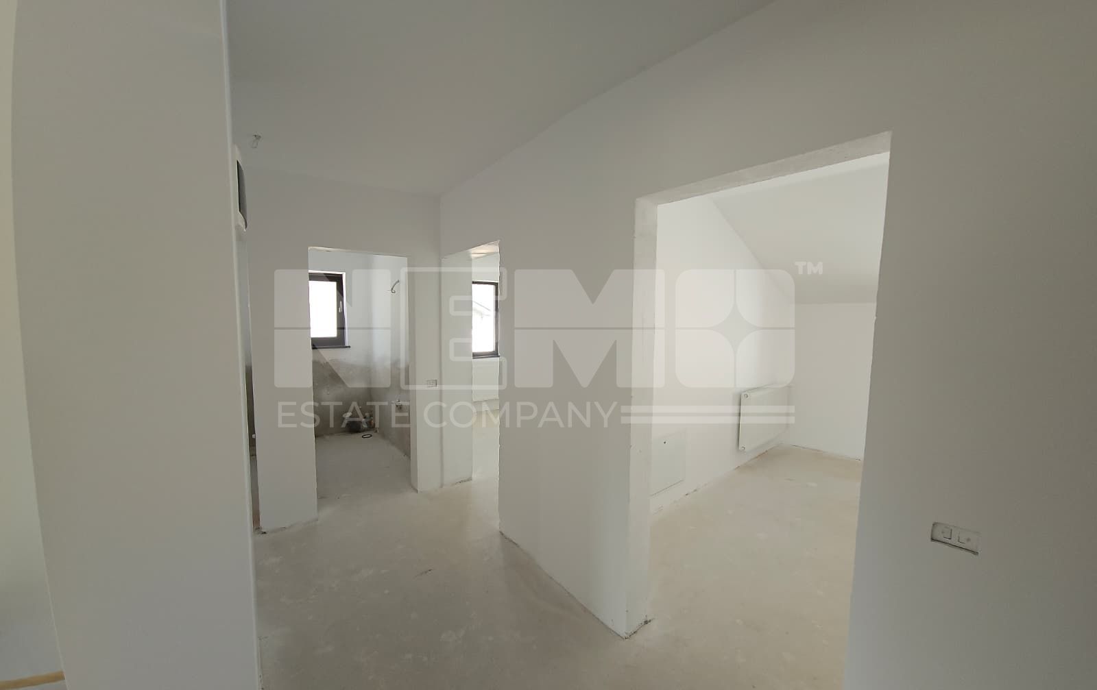 Apartament cu 3 Camere  78 mpI Suceava/Complex La Stejari I 106.000E - Poză 20