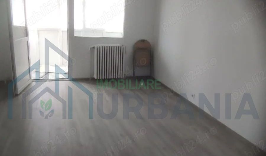 Vând apartament 2 camere, vis a vis de Palas, - Poză 2