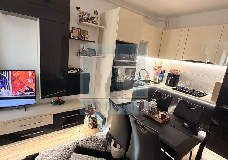 Apartament 2 camere open space - zona Tractorul - Poză 4