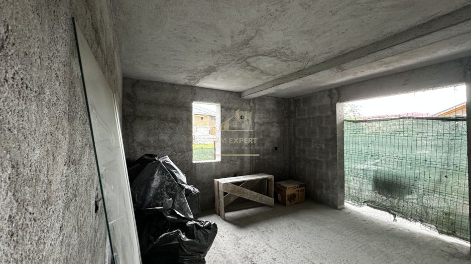 VILA 5 CAMERE, ZONA ULTRA CENTRALA, CAMPULUNG MUSCEL, TEREN 500 MP - Poză 32