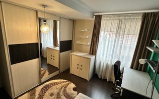 Apartament de Inchiriat 3 camere, ultracentral + parcare subterana - Poză 4