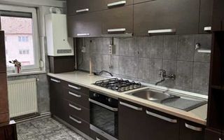 BRASADAS vinde ap 2 cam etaj 4/4 in Carpați 2. - Poză 1