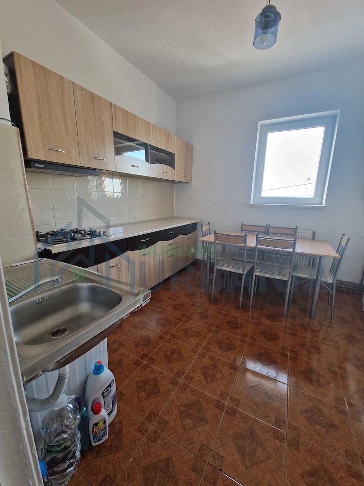 Coleg de apartament în zona Blocuri Păcurari, Iași – 250 euro - Poză 3