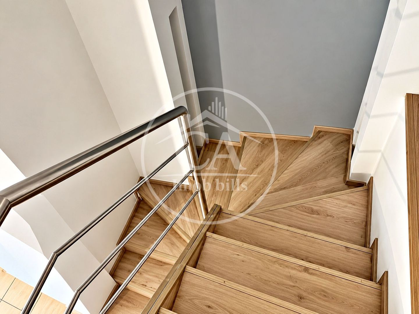 Spatiu comercial ultracentral de închiriat  Oradea - Poză 5