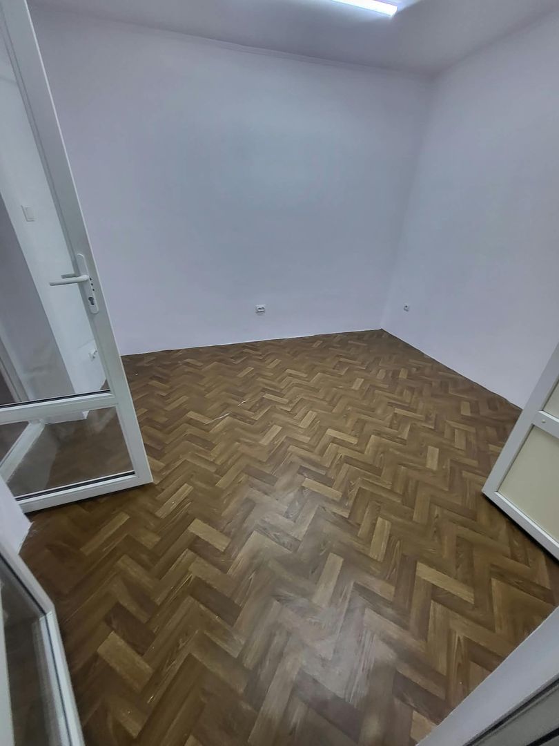 Casa de inchiriat. curte, centrala proprie, zona centrala. metrou 7min - Poză 3
