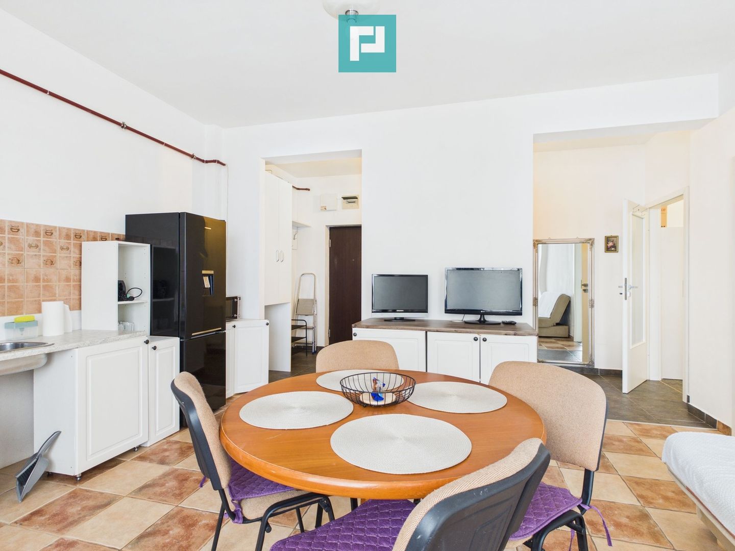 De închiriat apartament cu 3 camere la ARED Uta! - Poză 3