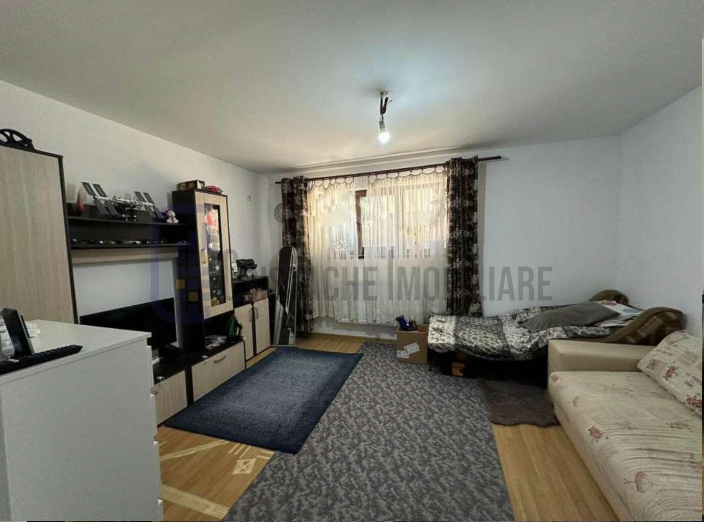 Apartament 2 cam. decomandat, loc parcare, centrala gaz, metrou - Poză 3