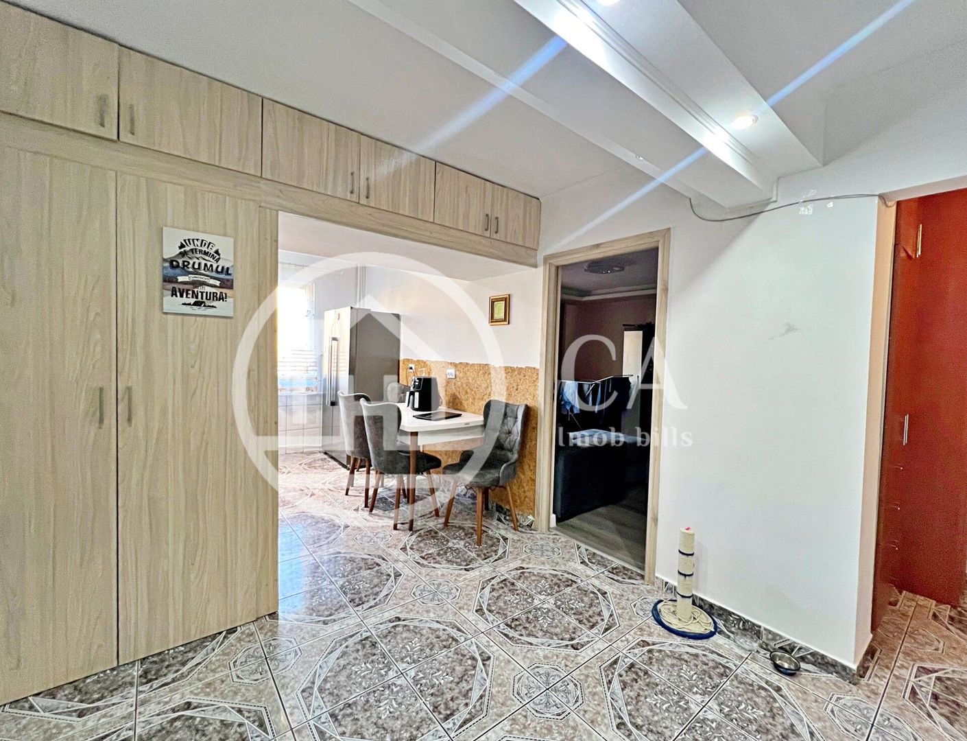 Apartament cu 4 camere de vânzare in zona Nufărul, Oradea - Poză 3