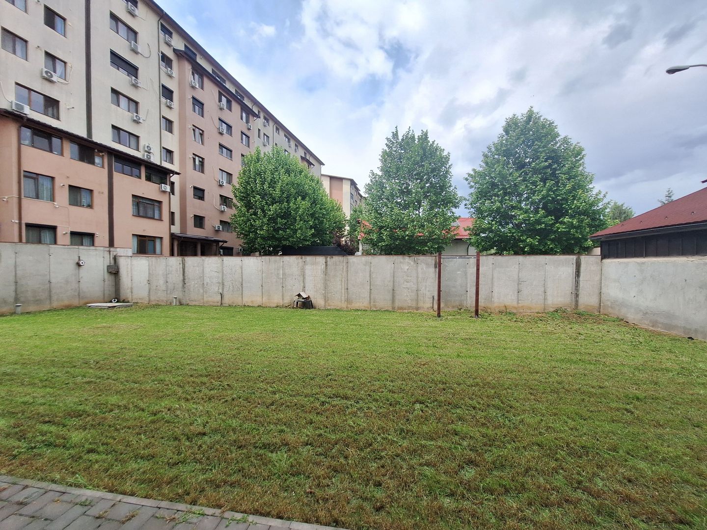 Duplex 4 cam 3 bai parcare&curte Prelungirea Ghence str. Maracineni - Poză 17