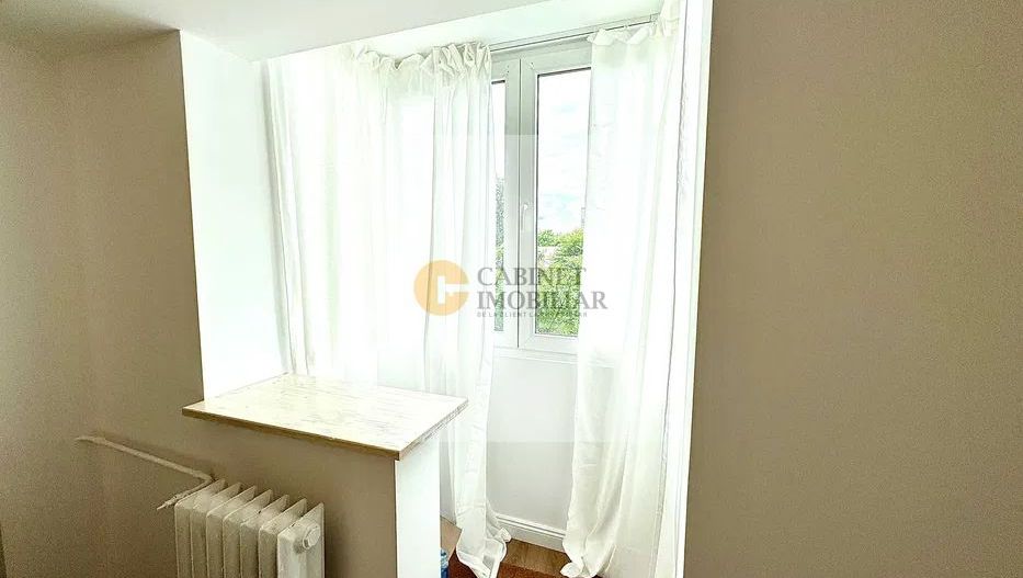 Apartament decomandat 2 camere |  Piata Victoriei - Poză 6