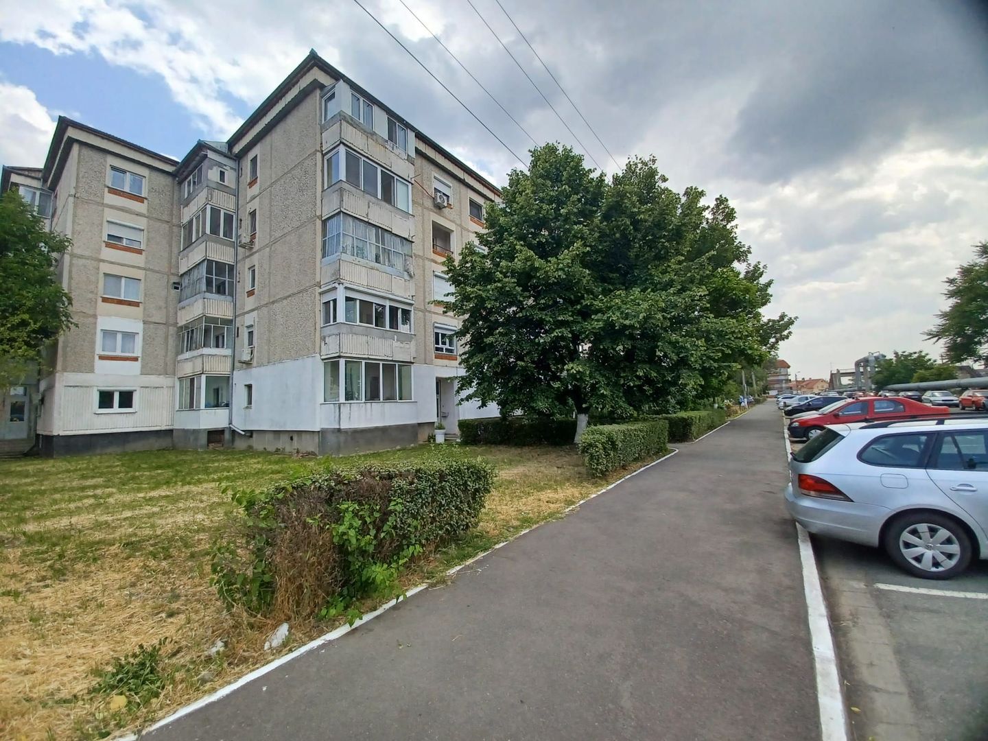 Apartament 3 camere,3 balcoane Dragos Voda. 87 500 E (neg). Comision 0 - Poză 3