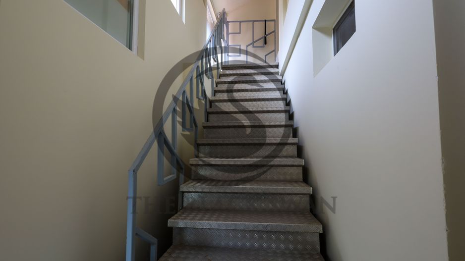 Casa de vanzare 12 camere | 2 constructii - Business, Rezidential | PH - Poză 14