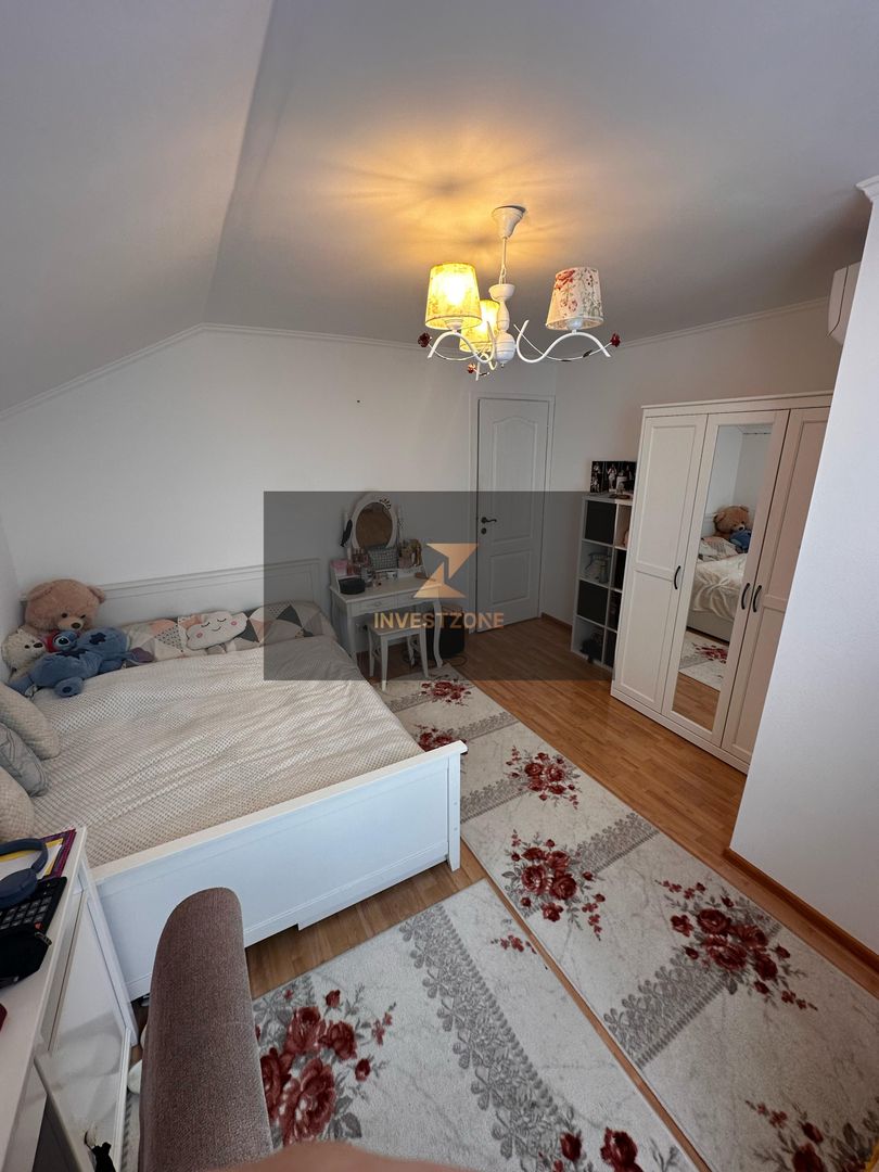 Casa de vanzare in cartierul Grigorescu/Oradea - Poză 11