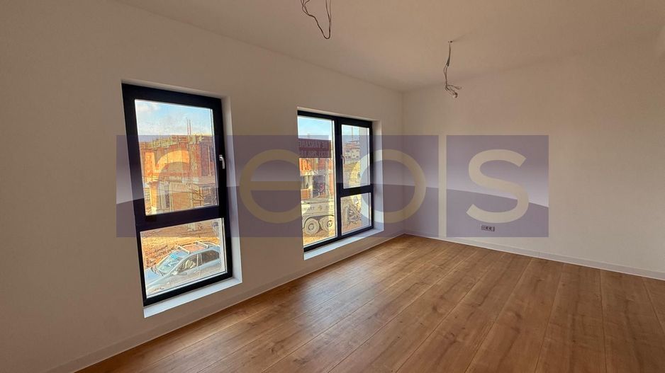 VANZARE VILA TIP DUPLEX 4 CAMERE | TRAPEZULUI | SALAJAN | SECTOR 3 - Poză 10