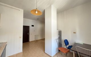 Oportunitate de investitie! Apartament cu 1 camera intr-o zona buna - Poză 2