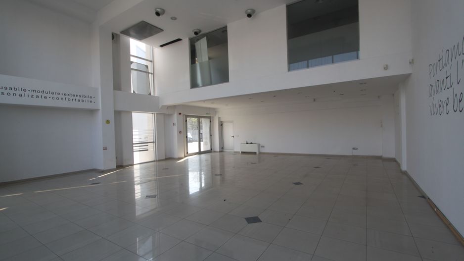Showroom -150mp-zona de Nord - Poză 2