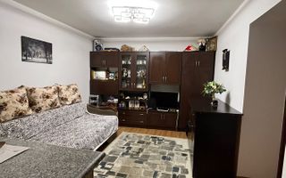 Parter de casă ultracentral în Iași, cu terasă și parcare în curte - Poză 3