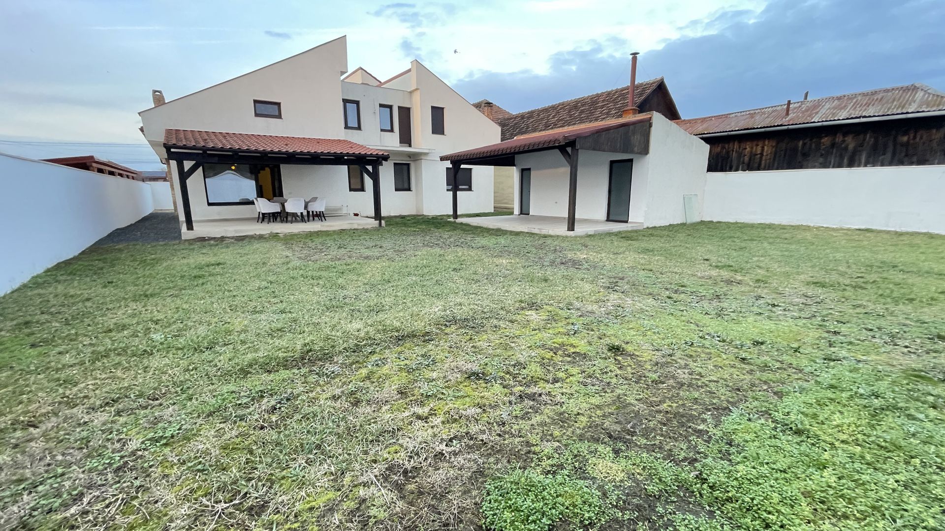 Casa moderna P+1E,spatioasa,teren 700 mp in Sacalaz - Poză 37