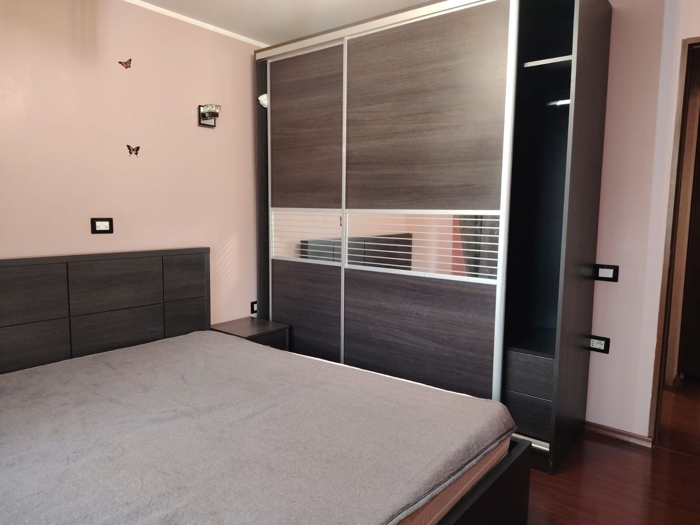 Inchiriez apartament  camere Tiglina 1. - Poză 5