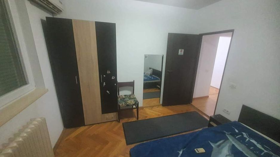 Decomandat aproape de Spitalul Judetean - Poză 2