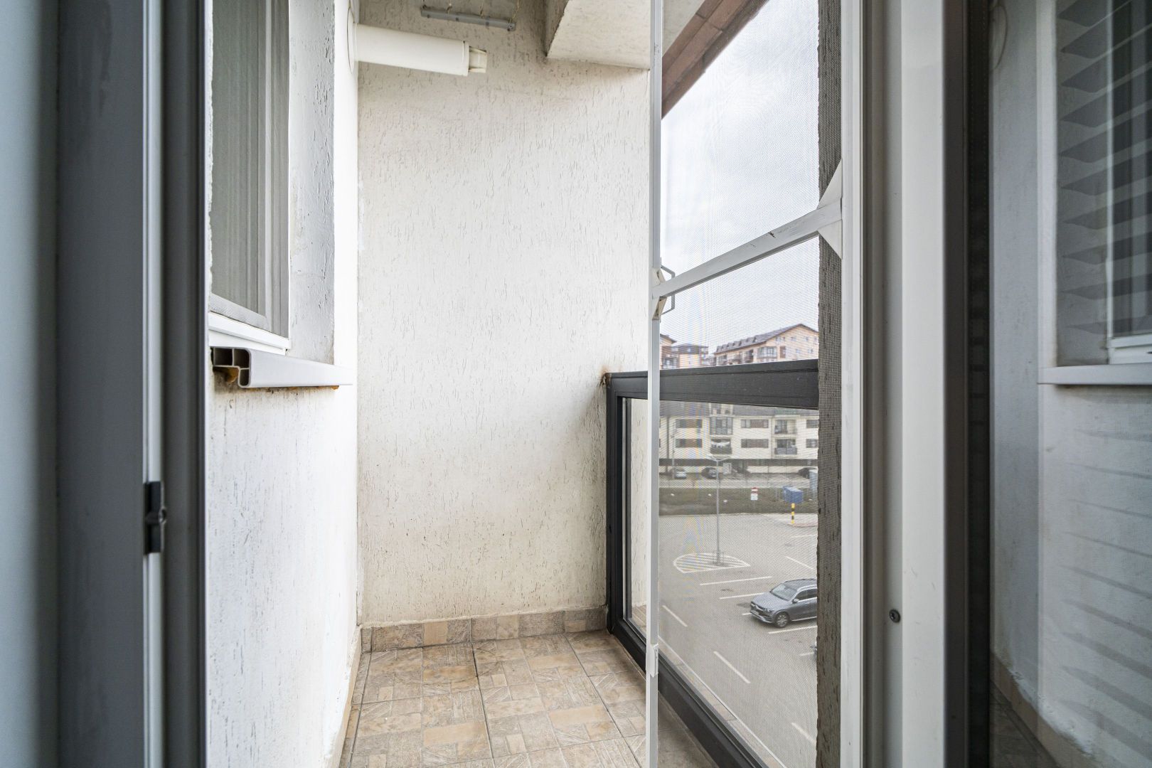 Studio 37 mp, nou mobilat, etaj 4, lift, situat langa Penny Market - Rezervelor - Poză 9
