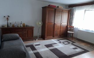 Apartament 3 camere 2 băi pe drumul careiului - Poză 2