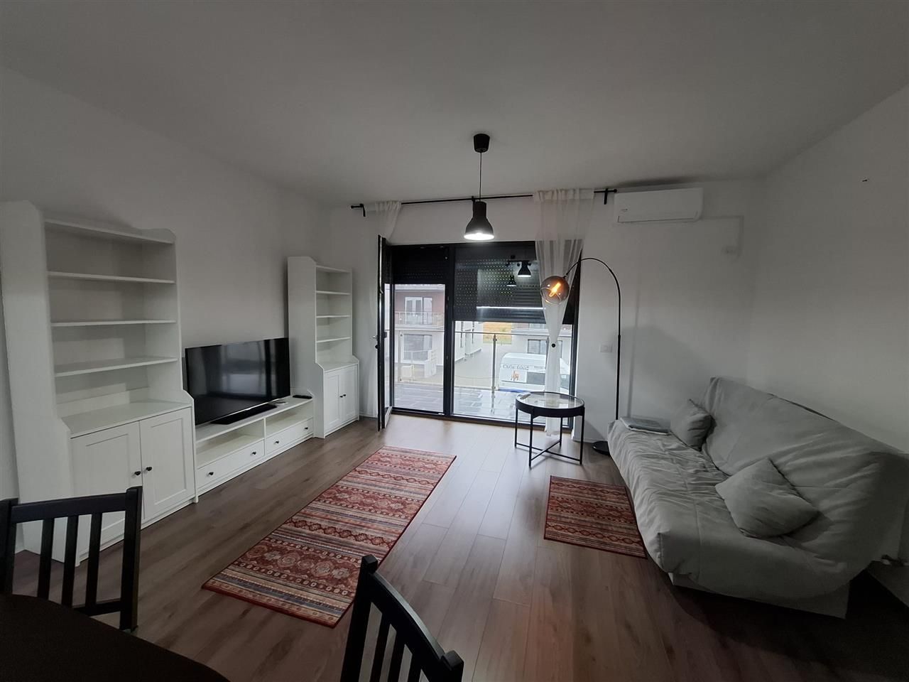 Giroc 2 camere et 1parcare totul nou prima inchiriere - Poză 10