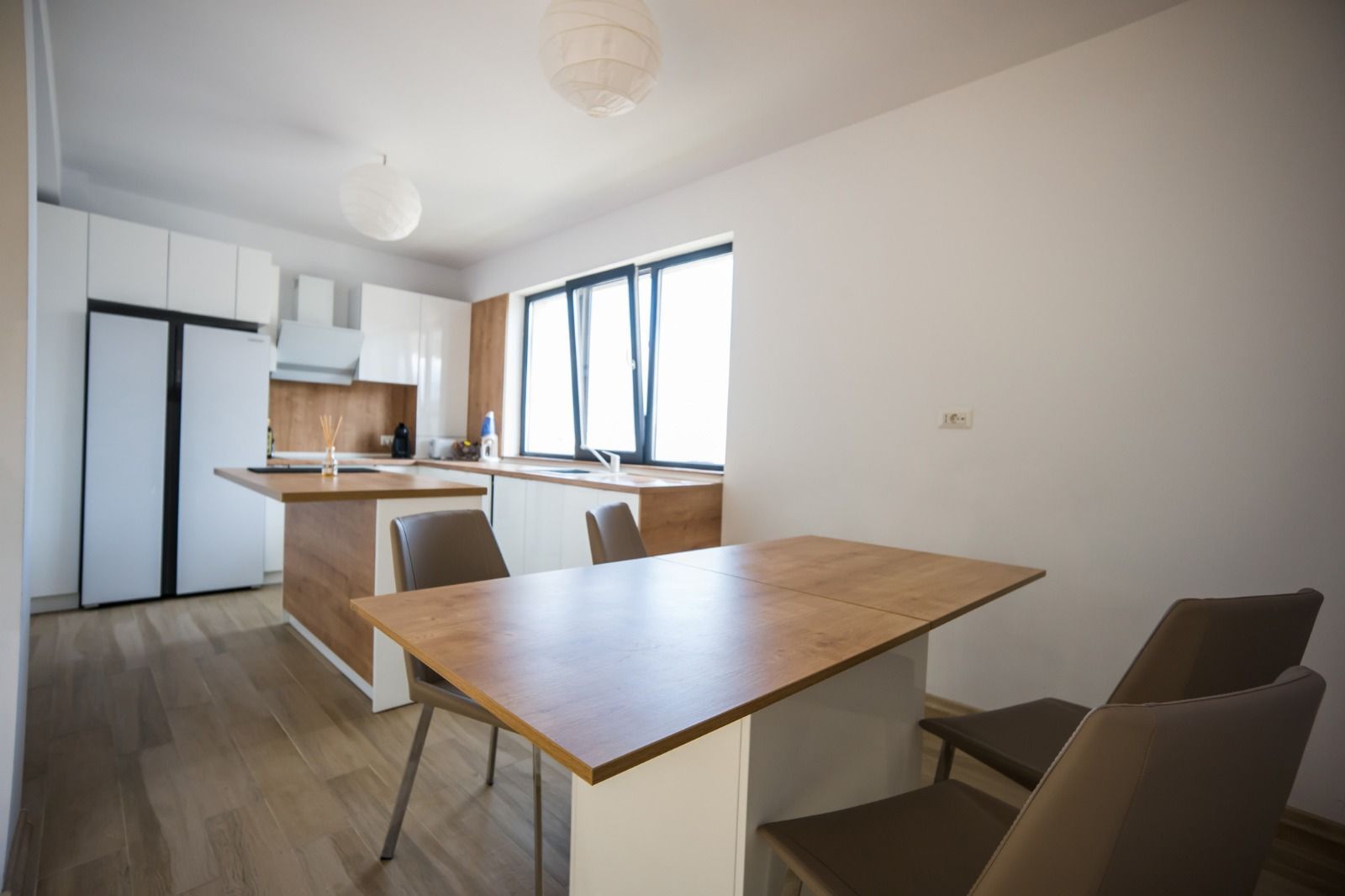 Vilă Modernă | 4 Camere | Pipera-Tunari | Curte Privată - Poză 7