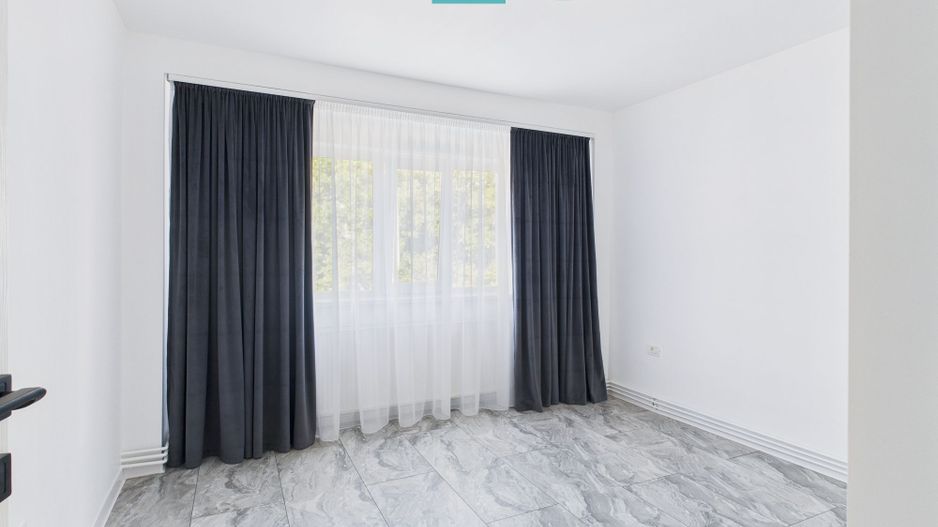 Apartament  2 camere renovat modern zona Torontal - Poză 7