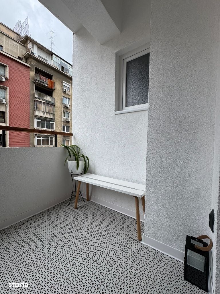 Apartament ultracentral 3 camere proaspat renovat - Poză 9