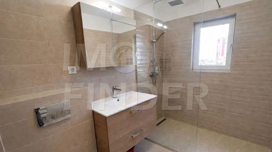 Apartament cu 3 camere în Zorilor strada Rapsodiei - Poză 2