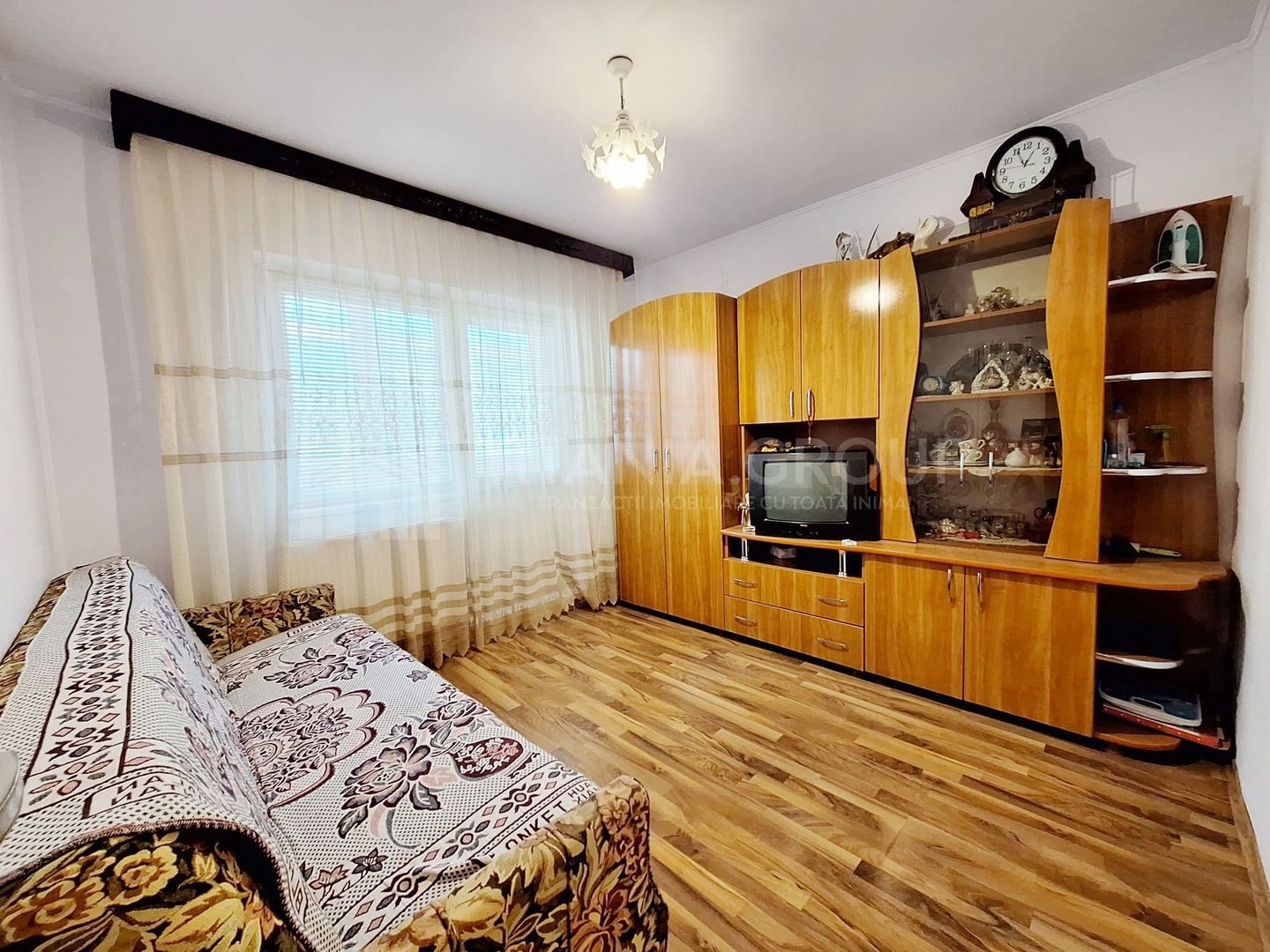 Apartament 3 camere la super pret - Poză 4