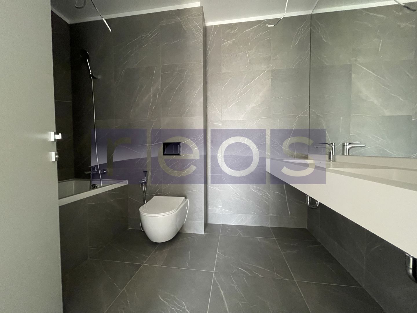 ETAJ 3-6-9-13 | 3 CAMERE| VEDERE PANORAMICA| PARCARE| ONE VERDI PARK - Poză 8