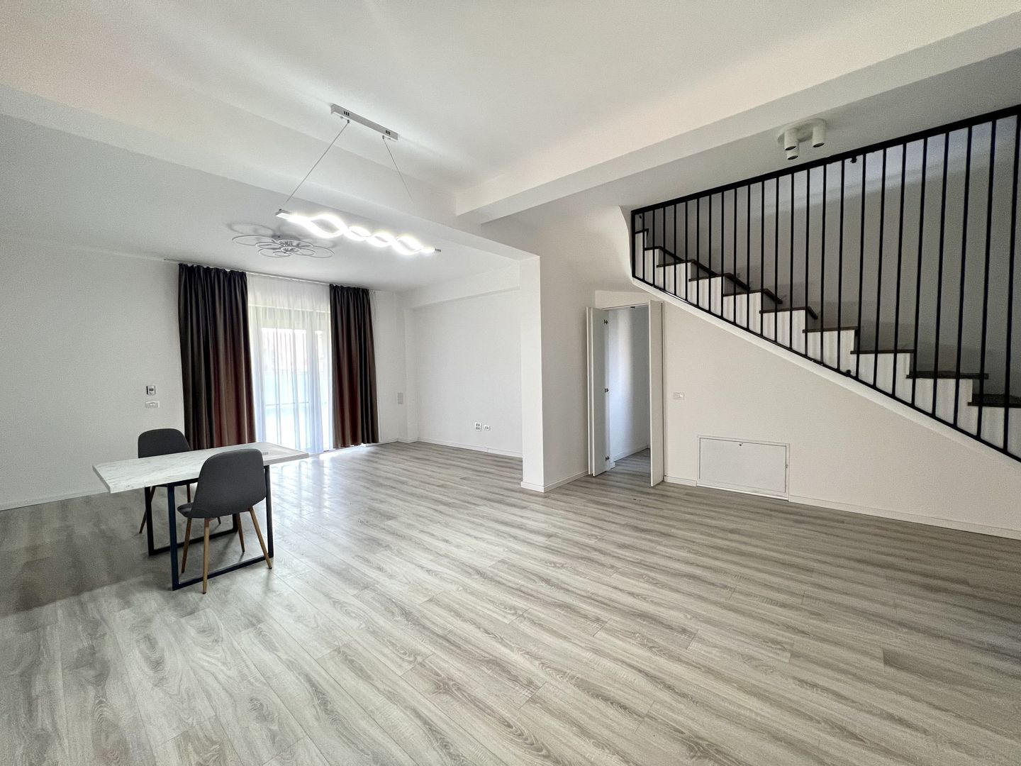 CASA DE INCHIRIAT - Poză 4