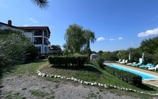 Hotel 20 camere Delta Dunarii 50 m deschidere teren 6000 mp acces auto - Poză 44