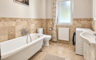 Apartament cu 2 camere | bucatarie inchisa | gradina de 45 mp in Giroc la asfalt - Poză 8