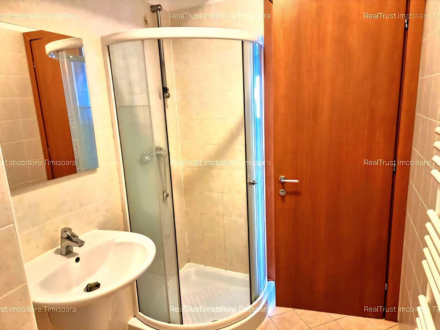 Ansamblul Rezidențial RING. Apartament spațios, zona Torontalului - Poză 8