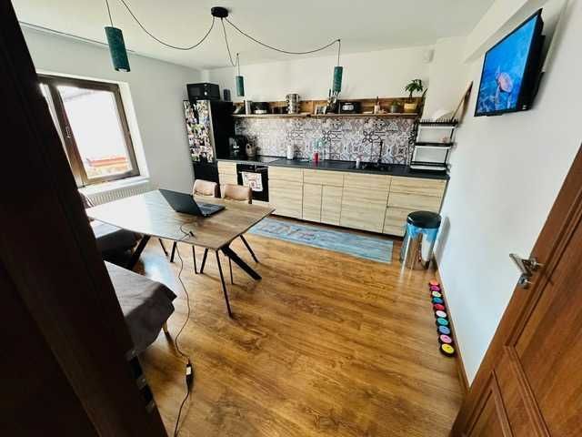 Vila de locuit + birouri P+1+M in Antiaeriana - Margeanului - Poză 6