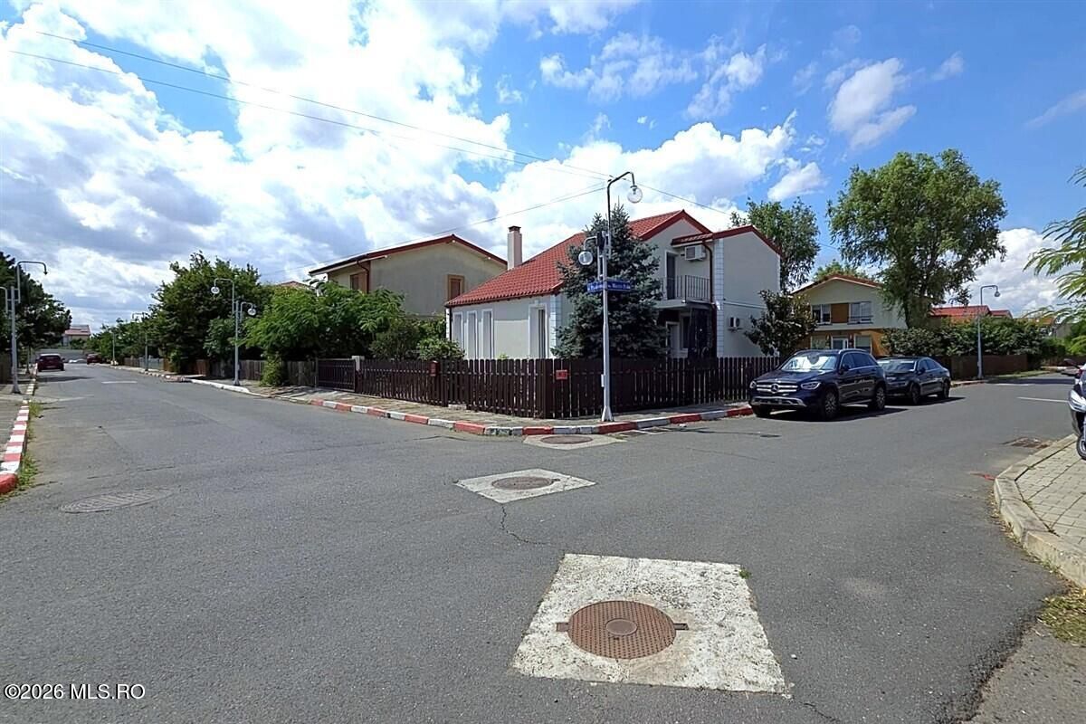 Cumpana - Del Sole, Str. Padova 4, vila P+M, teren pe colt de 397 mp! - Poză 7
