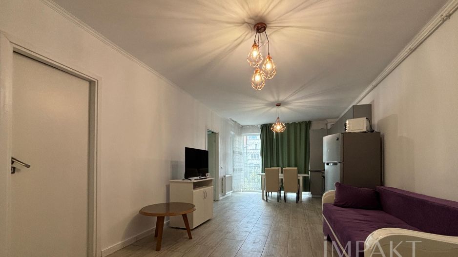 Inchiriere apartament in bloc nou, etaj intermediar + parcare - Poză 2