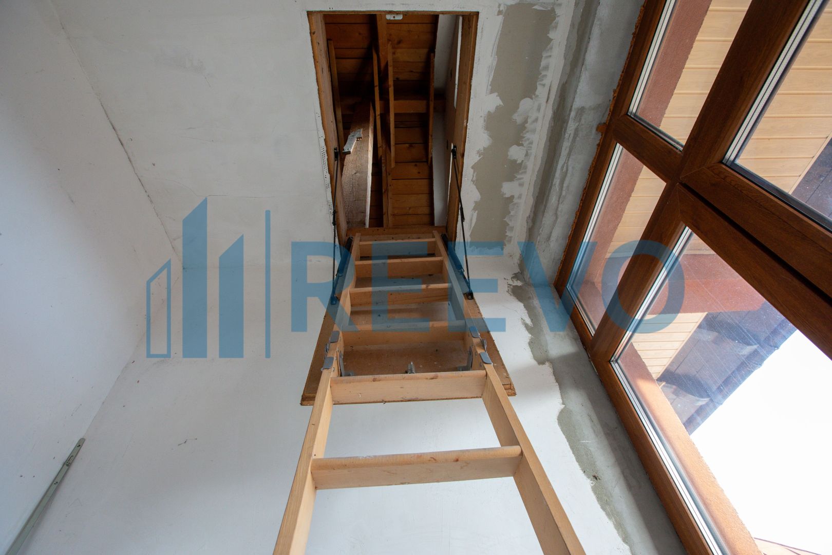 Vilă modernă în Cartierul CFR, cu mansardă și garaj - Poză 28