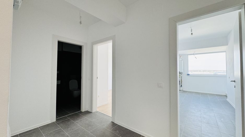 Apartament cu 2 camere, etaj 3/6, orientare Nord - Lac Straulesti - Poză 10